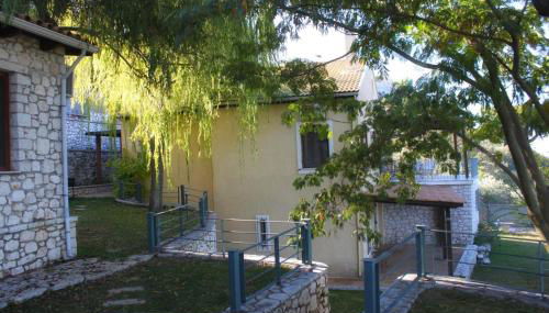 Carmel Villas - Photo 4