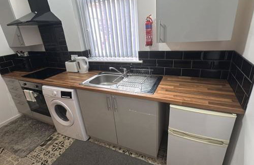 Sutton Contractor Accommodation - Warrington, St Helens - Photo 34