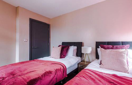 Modern 2BR near Wigan Town Centre - Foto 1