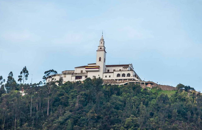Visita guiada por Bogotá + Teléferico a Monserrate - Foto 6
