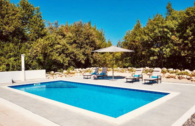 Beautiful 4-bed Villa for up to 10 Guests - Foto 9