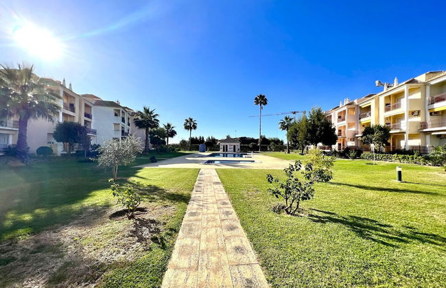 Quarteira Elegant With Pool by Homing - Foto 40