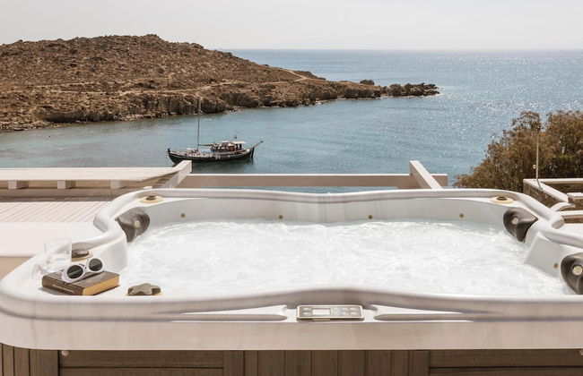 Casa Del Mar Mykonos Seaside Resort - Photo 42