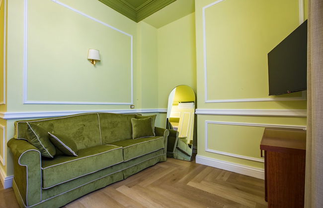 Hold Rome - Photo 10