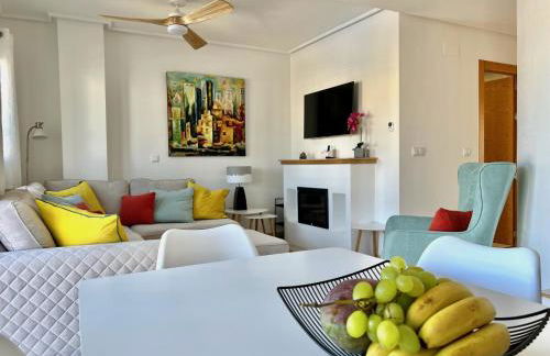 Stunning apartment with overflow pool and golf view - Foto 15