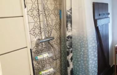 Kleine Galerie Apartment für 3 mit Küche Kamin Netflix Parken und Hofladen - Foto 30