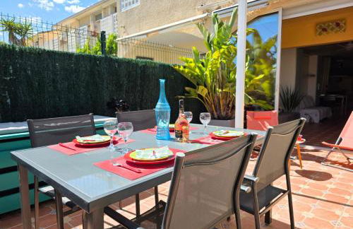 Grand Studio aux Salins - climatisation - terrasse - 90m de la mer - Foto 8