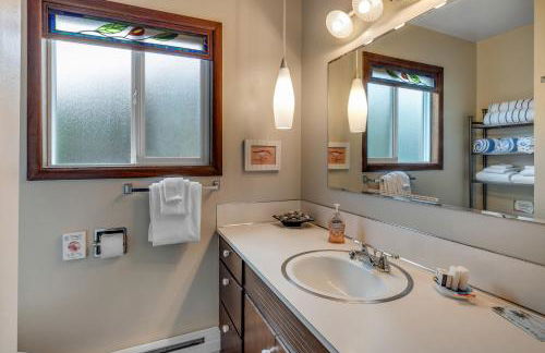 Water's Edge Oceanside Home - Foto 30