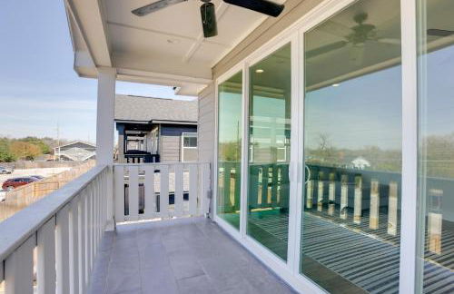 Less Than 1 Mi to Texas AandM Group Getaway with Balcony! - Photo 21