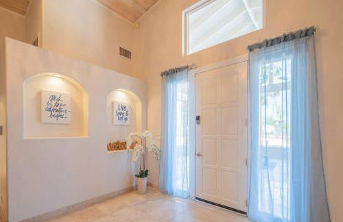 Cave Creek- Basketball Putt Putt Pool & Games - Foto 27