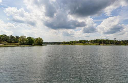 Spacious Retreat, 2 Miles to Tuskegee University - Foto 37