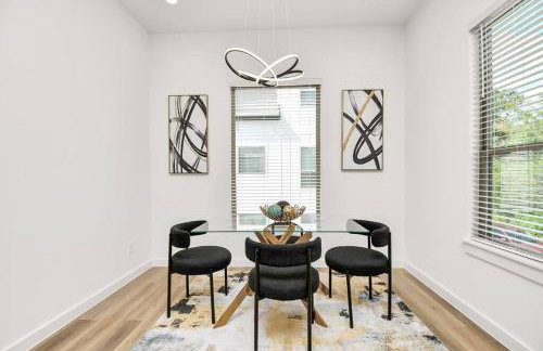 Chateau de Amour- Exquisite Townhouse - Medical Center, Downtown HTX - Foto 3