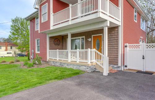 7 Mi to Cedar Point Retreat with Hot Tub and Gazebo - Foto 41