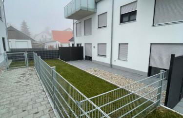 Hochwertige Stilvolle 2 Zimmer Erdgeschoss Wohnung mit großer Terasse und Garten - Foto 15