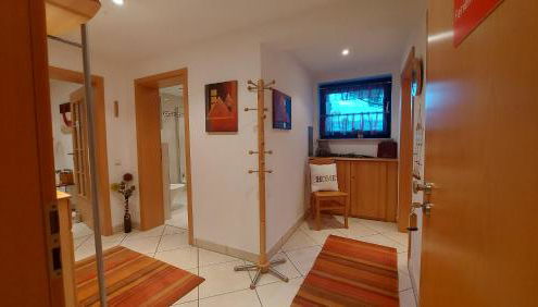 Ferienwohnung Zum Weinberg bis 4 Personen - Im Herzen der Pfalz - Foto 2, wardrobe