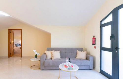 Branco's Apartment by GALMI - Foto 8