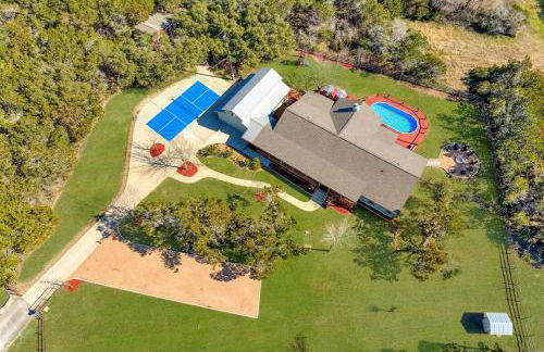 Fitzhugh Lodge - Pool, Poker, Pickleball, Sleeps 16 - Foto 30