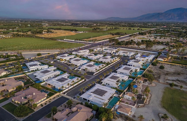 Sleeps 20 Pool, Hot Tub, & Pickleball Stay in Indio Bravo Villa #9 - Foto 60