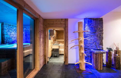 Les Dolomites Mountain Lodges - Photo 12
