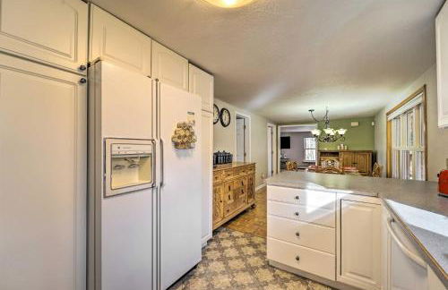 Dolores Ranch Cabin with Hot Tub and 1-Acre Yard! - Foto 13