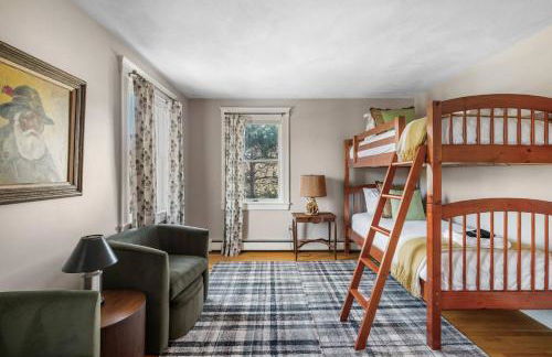 Private Pickleball | Family Friendly | Sleep 18 - Photo 49