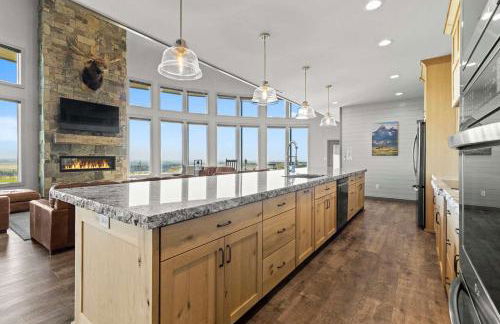 West Cabin- Yellowstone Family Retreat- Sled Hill - Foto 22