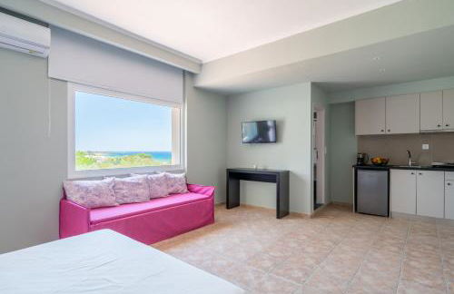 Serenity Hideaway - Photo 2