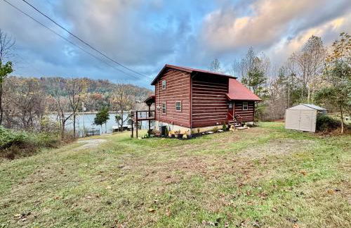Watauga Lake Retreat Cozy family cabin Sleeps 8 - Foto 2