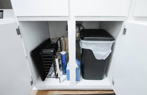 Fenced Lot W Home Gym plus Washer and Dryer - Foto 23