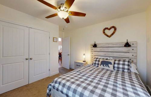 Gorgeous Conway Home A/C, Hot Tub & Full Game Room - Foto 11