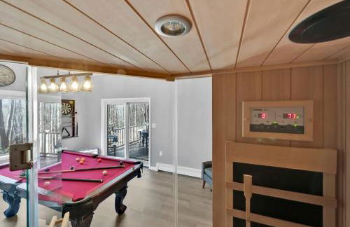 Big Bass Hideaway with Hot Tub - Foto 58