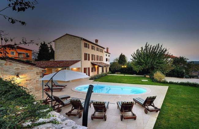 Holiday Home in Golas With Private Pool - Foto 40