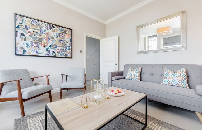 Kensington Apartment with terrace - Photo 22