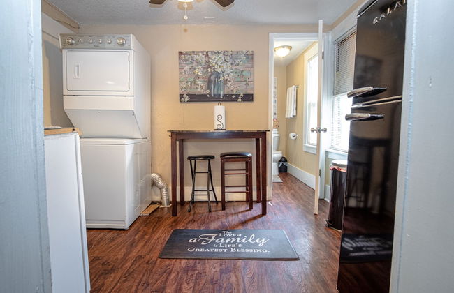 Cozy Guesthouse Near Downtown - Foto 10