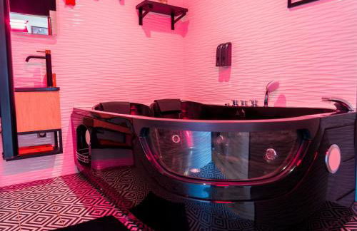 L'indécente - Love Room Studios - Photo 3