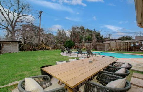 Rustic Modern Escape - 4BD-2BA with Pool & Patio - Foto 32