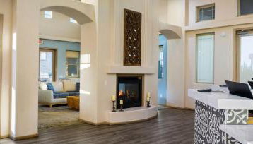 Spend time with Family in 2BD resort condo with resort water playground - Foto 3, Lobby or reception