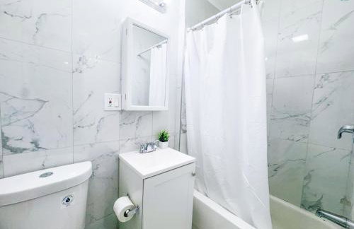 Lux Designer Home with Gaming Rm - Foto 18