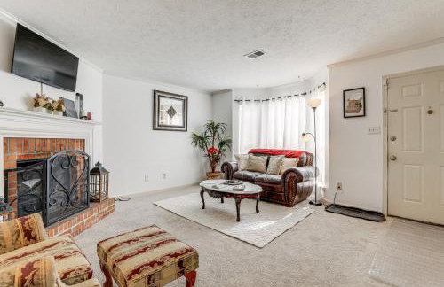 Georgia Townhome - 3 Mi to Stone Mountain Park! - Foto 3