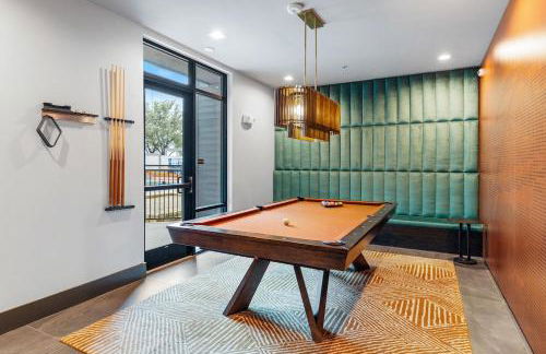 12 Min to Downtown Balcony Apt with Free Parking - Foto 12