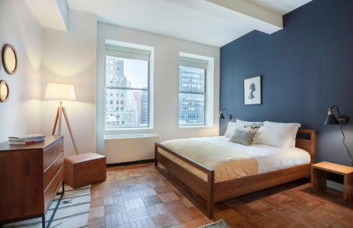 FiDi Studio w Residents Bar Golf Simulator Gym NYC-271 - Photo 6