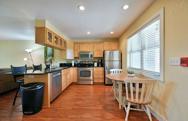 Unit 109 2 Bdrm/ 2 BA - Foto 9