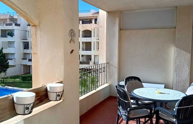 Lovely 2 Bedroom, 2 Bathroom Apartment With Pool - Foto 26