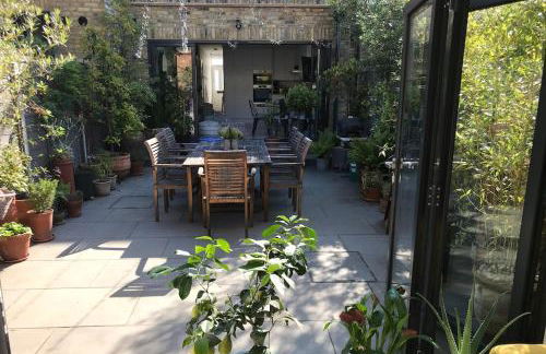 Elegant Garden Flat - Raynes Park - Foto 1