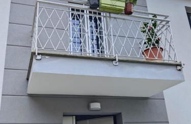 Grigio Perla Panigale, villetta con giardino, 3 camere, parcheggio privato fino 3 posti auto - Un oasi di tranquillità - Vicina all'Aeroporto, Unipol Arena e Fiera - Photo 69