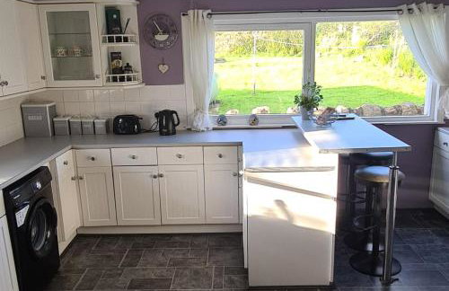 4 Bed Cottage Sleeps 6-Pet-Friendly-Private Garden - Foto 7