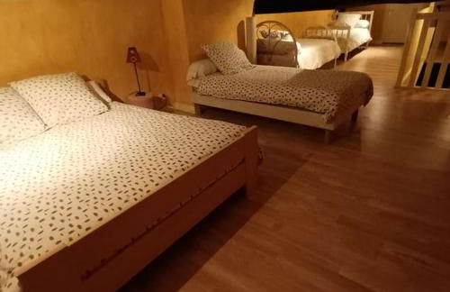 Gite 3 chambres, 2 à 10 pers et jardin clôturé - Foto 4