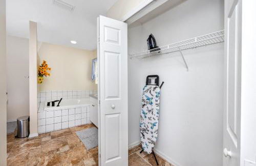 Blue Heron Lakeview Pool Home Close to Clearwater - Foto 11