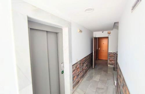 Manuela Nogales Apartments! - Photo 40