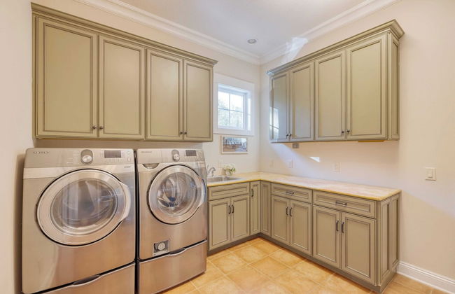 Blackwater Bay Hideaway by Avantstay Waterfront, Pool, Dock, Hot Tub - Photo 35